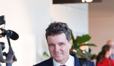 Nicușor Dan, gata să-l numească pe Grindeanu premier: „Nu mai suntem în 2017. Astăzi, stabilitatea înseamnă colaborare cu PSD”