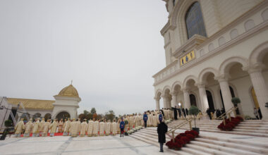 Vedetele comentează subiectul Catedralei Mântuirii Neamului. Mihai Găinușă: „Cei bolnavi, care nu plătesc CASS, vor merge la Catedrală, nu la camera de gardă”