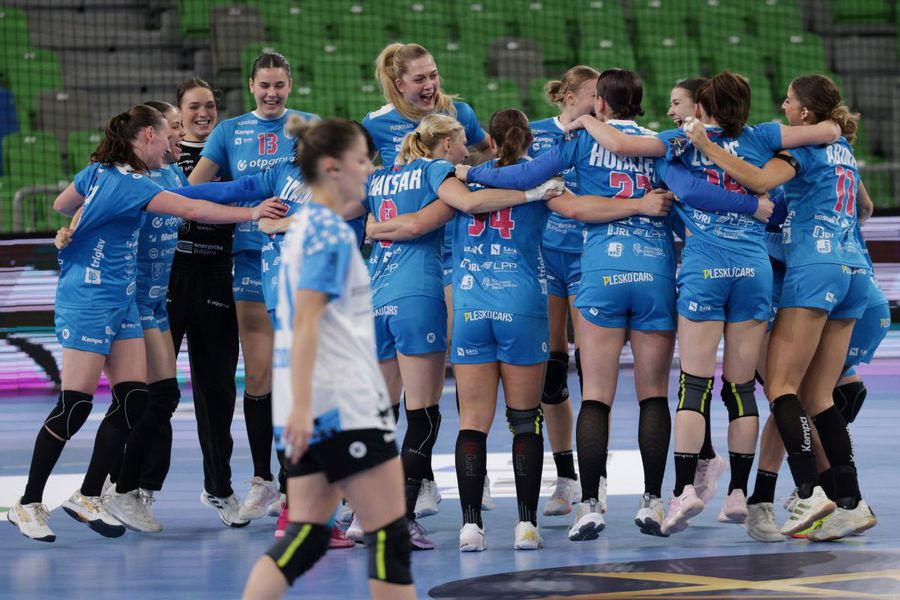 Adi Vasile, după înfrângerea lui CSM București cu Krim în Liga Campionilor: „Îmi asum întreaga responsabilitate”