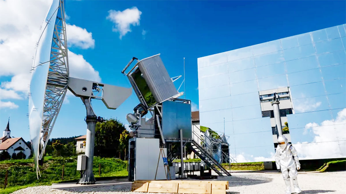 Inginerii elveţieni au creat primul furnal industrial de topire a oţelului doar pe baza luminii solare, transpunând în realitate o idee genială de peste 60 de ani | PiataAuto.md