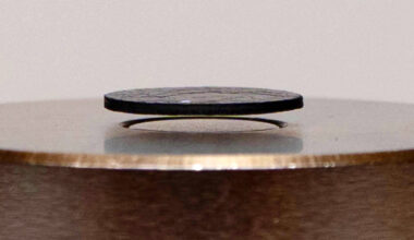 O echipă de ingineri japonezi a atins levitaţia magnetică aproape lipsită de fricţiune la temperatura camerei | PiataAuto.md