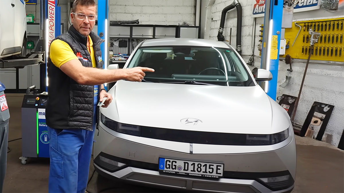 (VIDEO) Un service din Germania a descoperit că bateria unui Hyundai Ioniq 5 electric poate avea aproape zero degradare chiar şi la 200.000 km parcurşi | PiataAuto.md