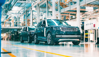 La o lună şi jumătate de la atacul cibernetic, Jaguar Land Rover a repornit producţia, descoperindu-se că sistemele sale informatice erau arhaice, încă din perioada Ford | PiataAuto.md