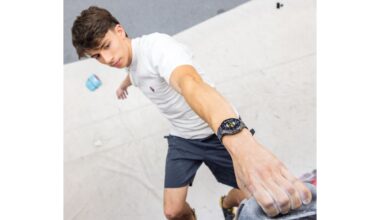 „modurile de antrenament avansate mă ajută să-mi urmăresc progresul atât în antrenamentele din sală, cât și în aer liber”.