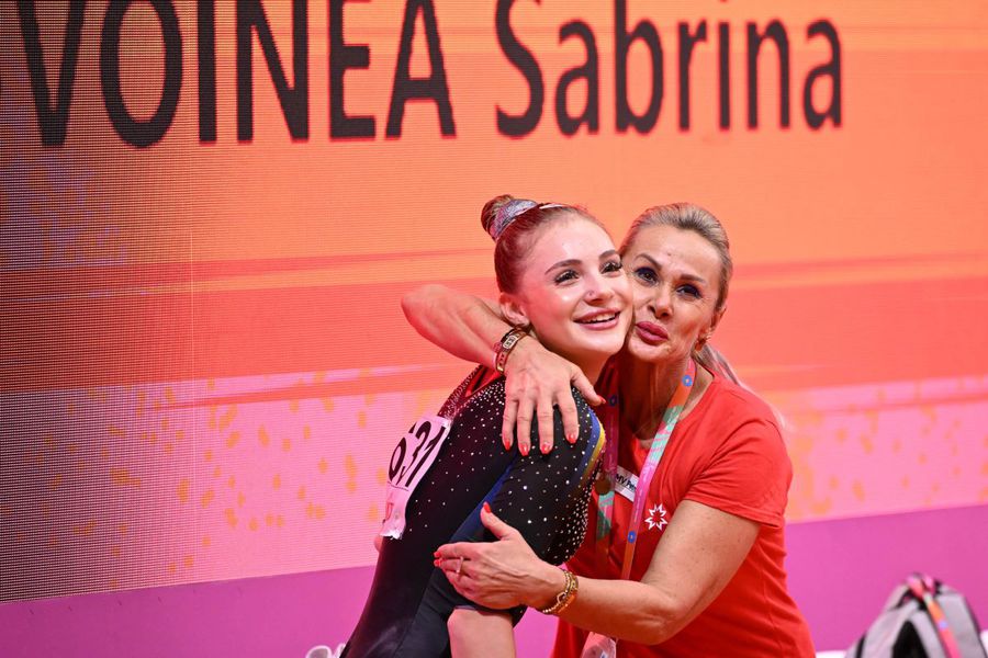 Reacția Cameliei Voinea, mama și antrenoarea Sabrinei, după declarațiile incendiare ale Denisei Golgotă: „Este manipulată, sunt niște minciuni!