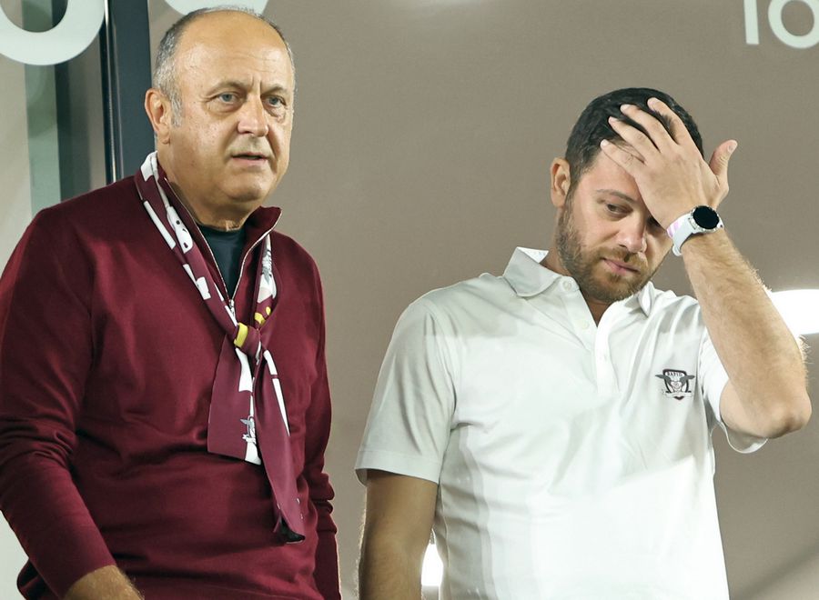 Premieră incredibilă: FRF amendată de FIFA pentru că a refuzat să pună în aplicare o decizie TAS împotriva Rapidului! + Federația se opune discutării cazului în Comitetul Executiv