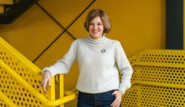 Grindeanu cere retragerea nominalizării Oanei Gheorghiu pentru funcţia vicepremier: Să nu ne îndreptăm spre un dezastru ireparabil diplomatic / Oana Gheorghiu spunea despre Donald Trump şi J.D. Vance că sunt ”doi golani”