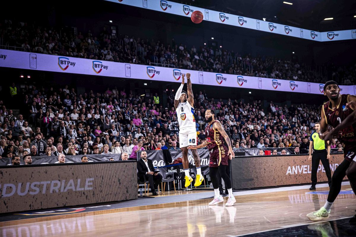 U-BT Cluj-Napoca, victorie crucială în EuroCup, după o repriză de prelungiri cu Umana Reyer Venezia