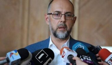 Kelemen Hunor, despre reforma administraţiei: Ne-am întors la 10% din posturile efectiv ocupate, 30% din total şi să se aplice şi administraţiei centrale / Pachetul 3 va include şi măsuri de stimulare a economiei. În noiembrie îl putem aproba