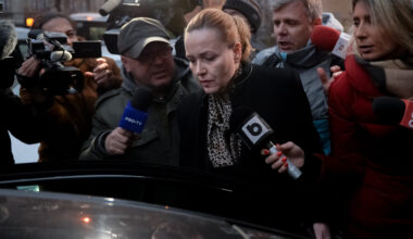 Sora fostului ministru Carmen Dan și complicea sa au fost reținute