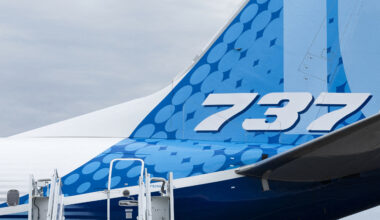 Un balon meteorologic pare să fie obiectul misterios care a lovit un Boeing la 11.000 de metri