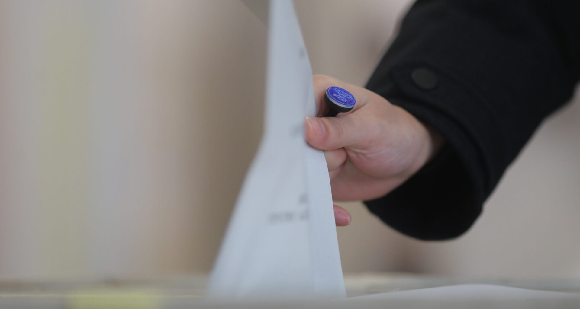 Coaliţia de guvernare a decis organizarea alegerilor pentru Primăria Capitalei în 7 decembrie