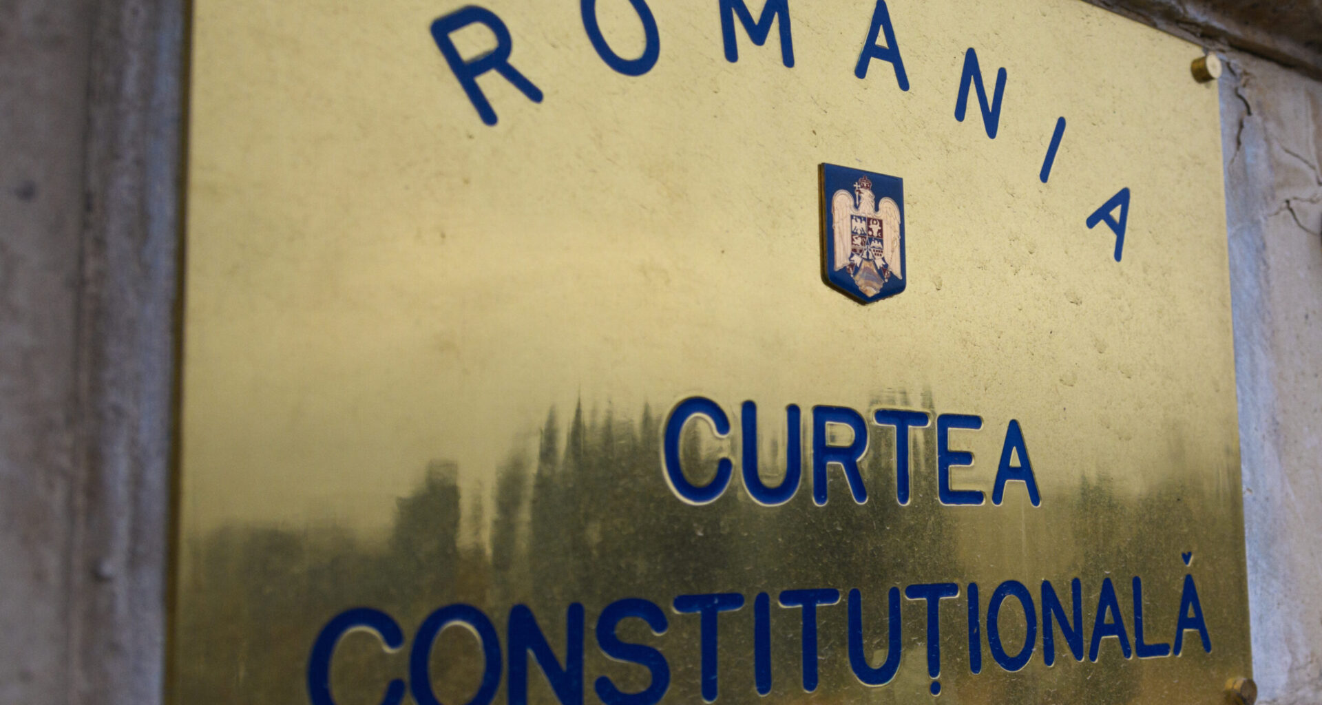 Legea care aprobă „noua OUG 109”. Cu cât se vor reduce indemnizațiile șefilor și componența membrilor din consiliile de administrație