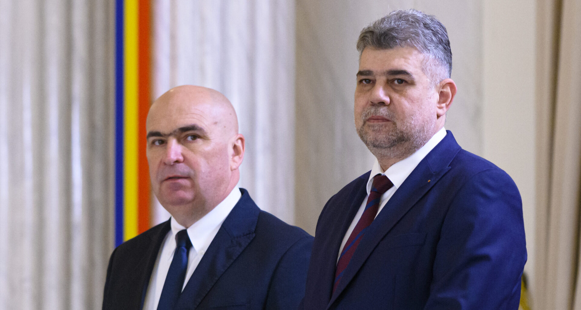 O prostie. A vrut să creeze o aură de Sf. Gheorghe care salvează balauri