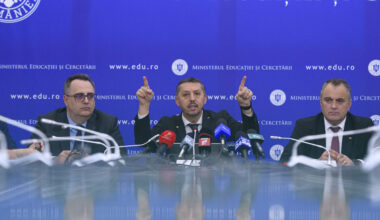 Nu scad salariile, e un calcul unitar al sporului de suprasolicitare psihică