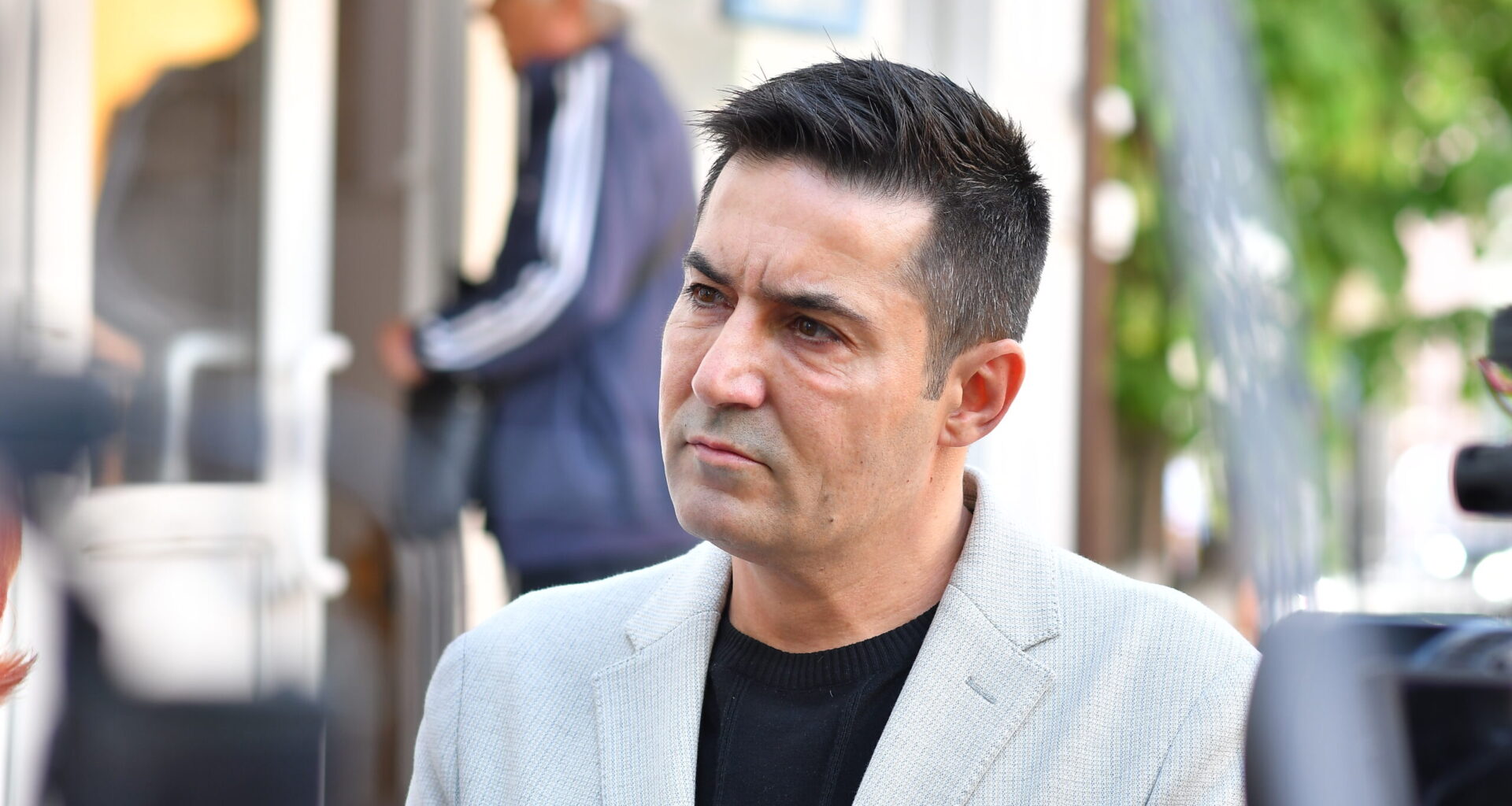 Am acceptat candidatura la funcţia de secretar general PSD, alături de Sorin Grindeanu