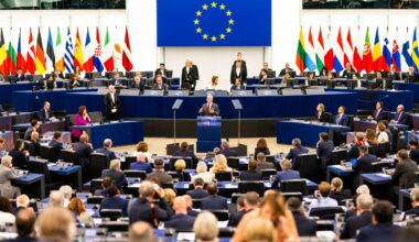 Parlamentul European susține inițiativa Ucrainei de a lansa atacuri în Rusia cu arme din Occident