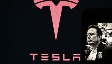 Pleacă Musk de la Tesla? Pachetul de 1 trilion de dolari este decisiv