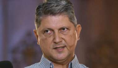 „Proiectul nostru de înnoire profundă a PSD nu este din păcate fezabil. Închei acest drum după 24 de ani”