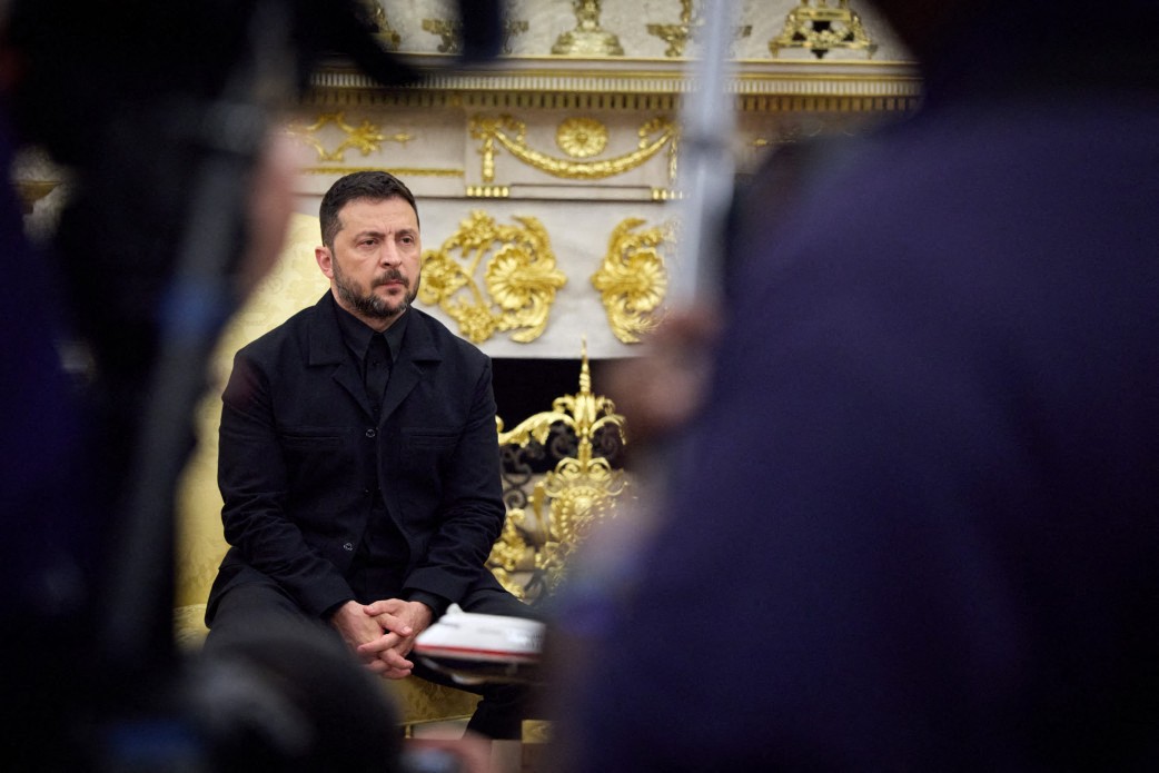 „Putin poate fi constrâns să facă pace, ca orice alt terorist” / Trump avertizează că SUA ar putea trimite rachete Tomahawk cu rază lungă de acțiune în Ucraina dacă Rusia nu încheie războiul / Dronele ucrainene au provocat un incendiu masiv la cel mai mare terminal petrolier al Rusiei din Crimeea ocupată