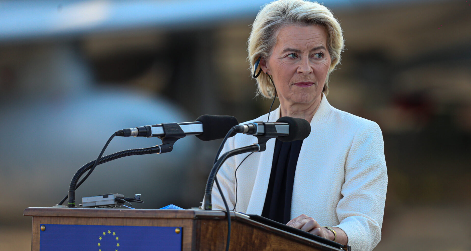 Ursula von der Leyen se confruntă cu două moțiuni de cenzură, pentru a doua oară în ultimele trei luni