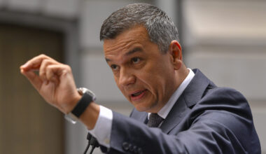 Dacă eşuează Coaliţia, dincolo e un deşert al populismului. Ce spune de salariul minim