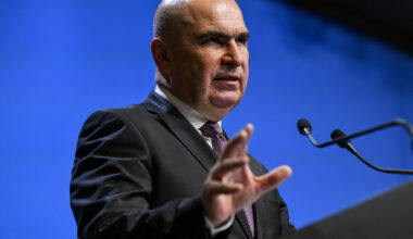 Nu huzuresc! Eu stau în Guvern, acolo doar dorm