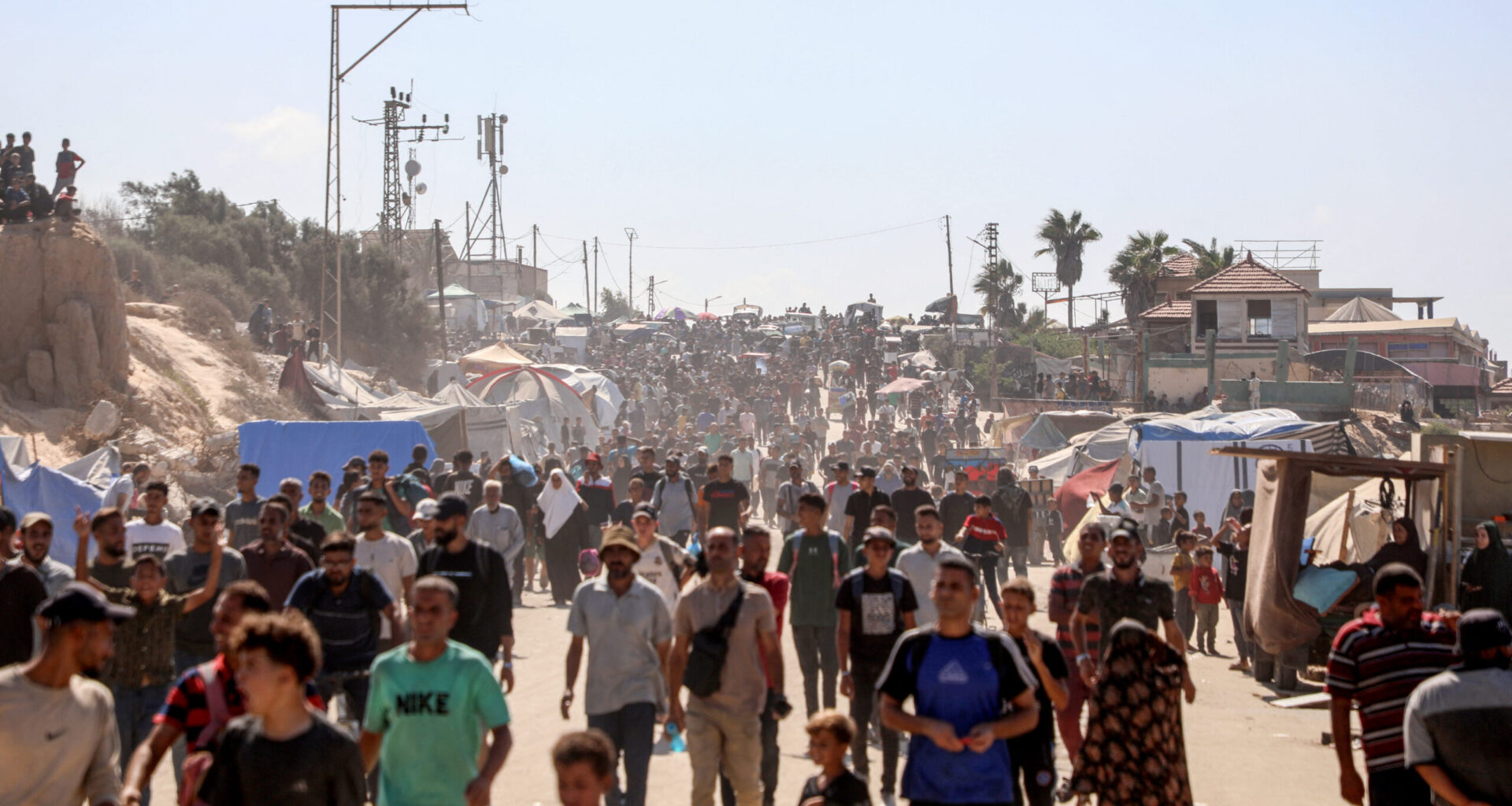 Israelul mută prizonierii înainte de schimbul cu Hamas