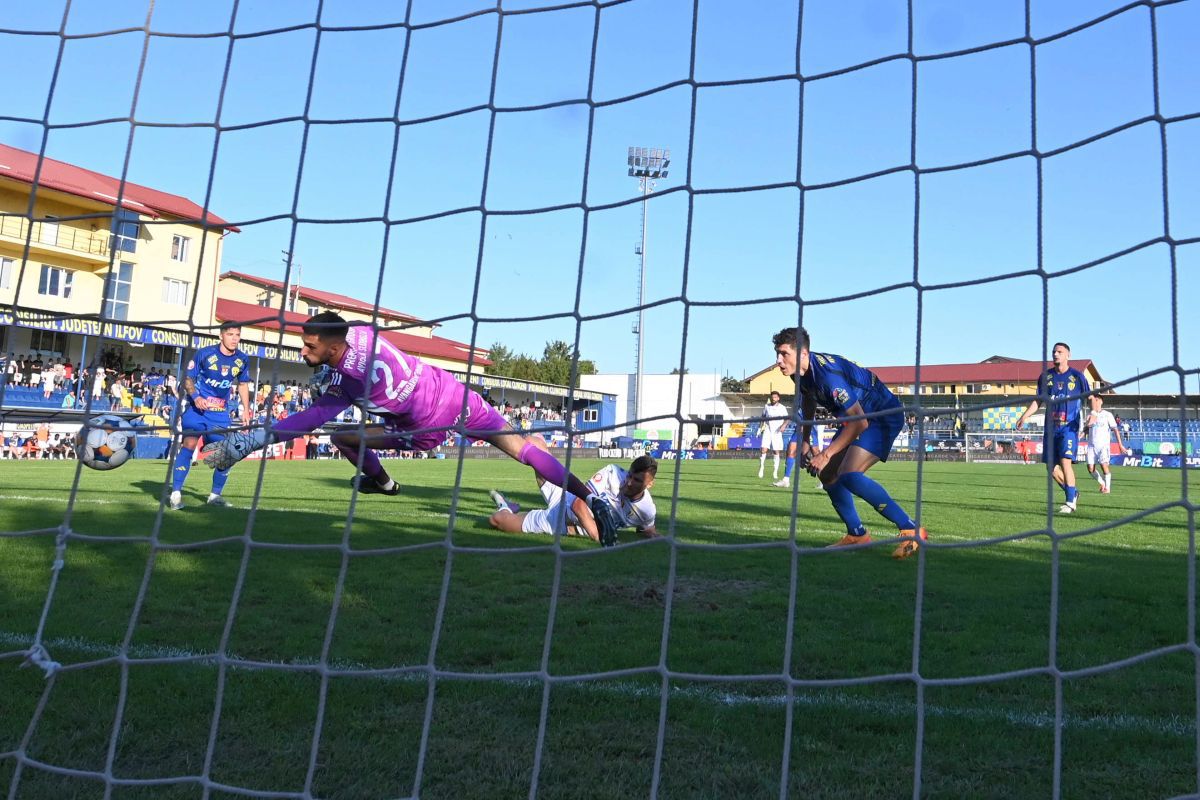 Două echipe din Superliga, forțate să-și caute alt stadion!