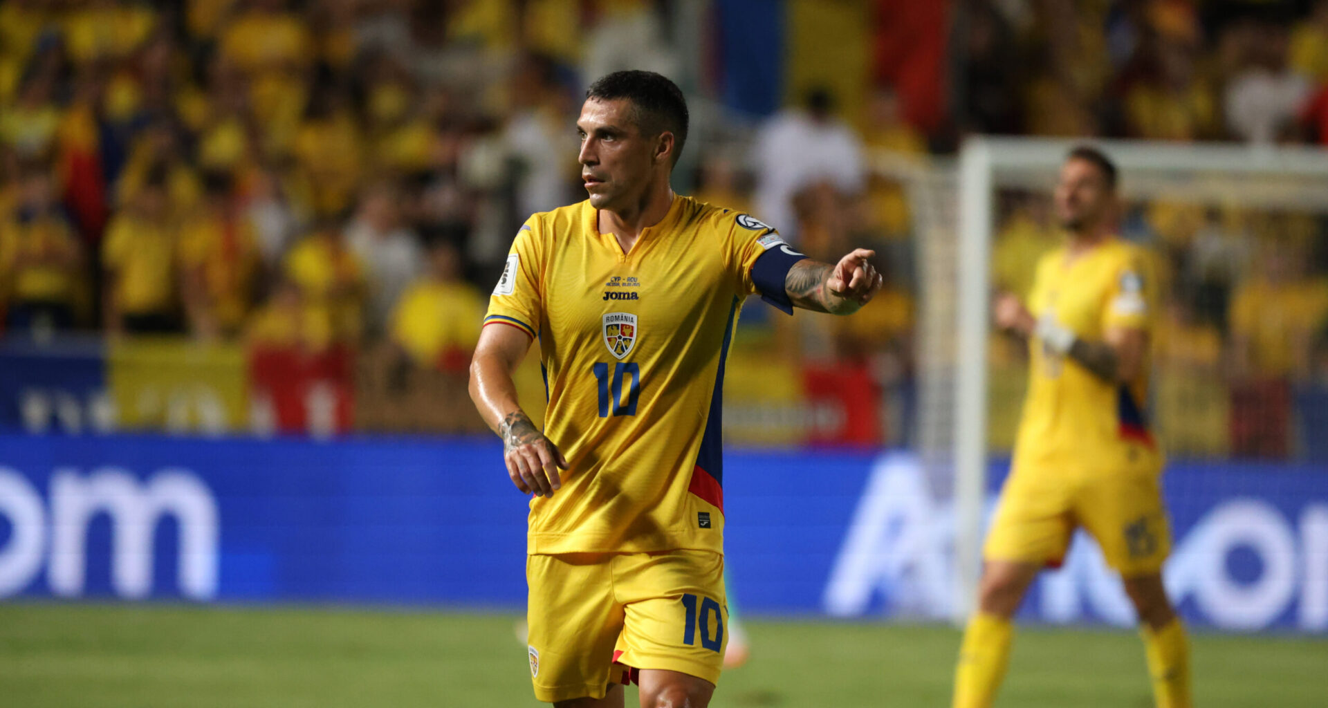 Angelescu a intrat prin telefon și a făcut anunțul despre transferul lui Nicolae Stanciu la Rapid