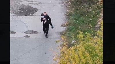 Armata rusă a deschis focul împotriva populației dintr-un oraș ucrainean. Imagini cutremurătoare cu civili executați FOTO/VIDEO