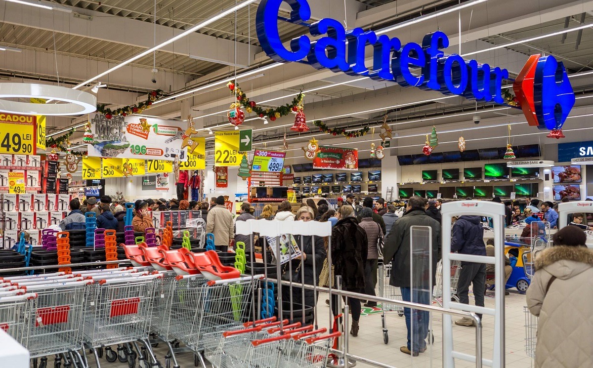 BREAKING Carrefour se pregătește să vândă magazinele din România și a mandatat banca BNP să caute cumpărător - presa franceză - Economedia.ro