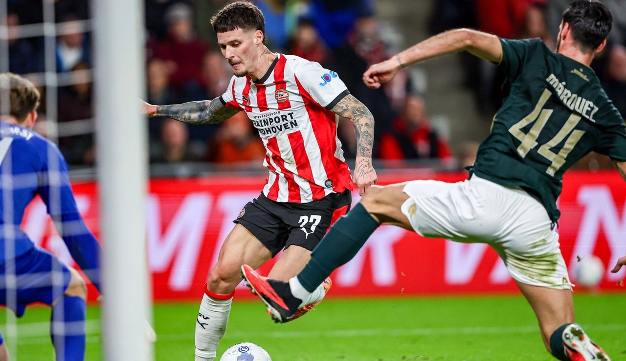 Dennis Man i-a lăsat cu gura căscată pe olandezi după golul în stilul Messi: „Acțiune briliantă”