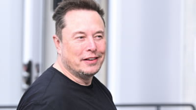 Elon Musk pretinde un salariu astronomic ca să nu părăsească Tesla. Ce obiective trebuie să îndeplinească dacă suma va fi aprobată
