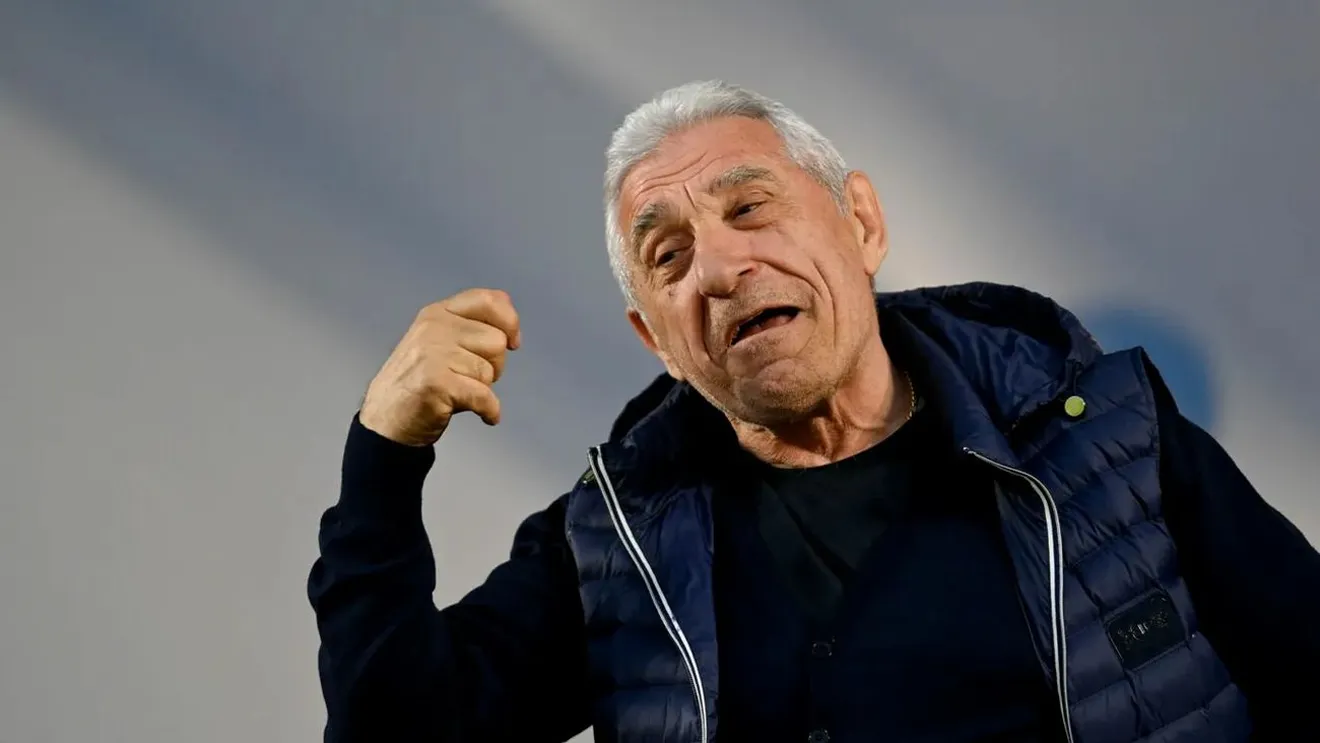 „De ce îl mai bagi în lot, mă, să nu-l bagi 5 minute la 0-2?”