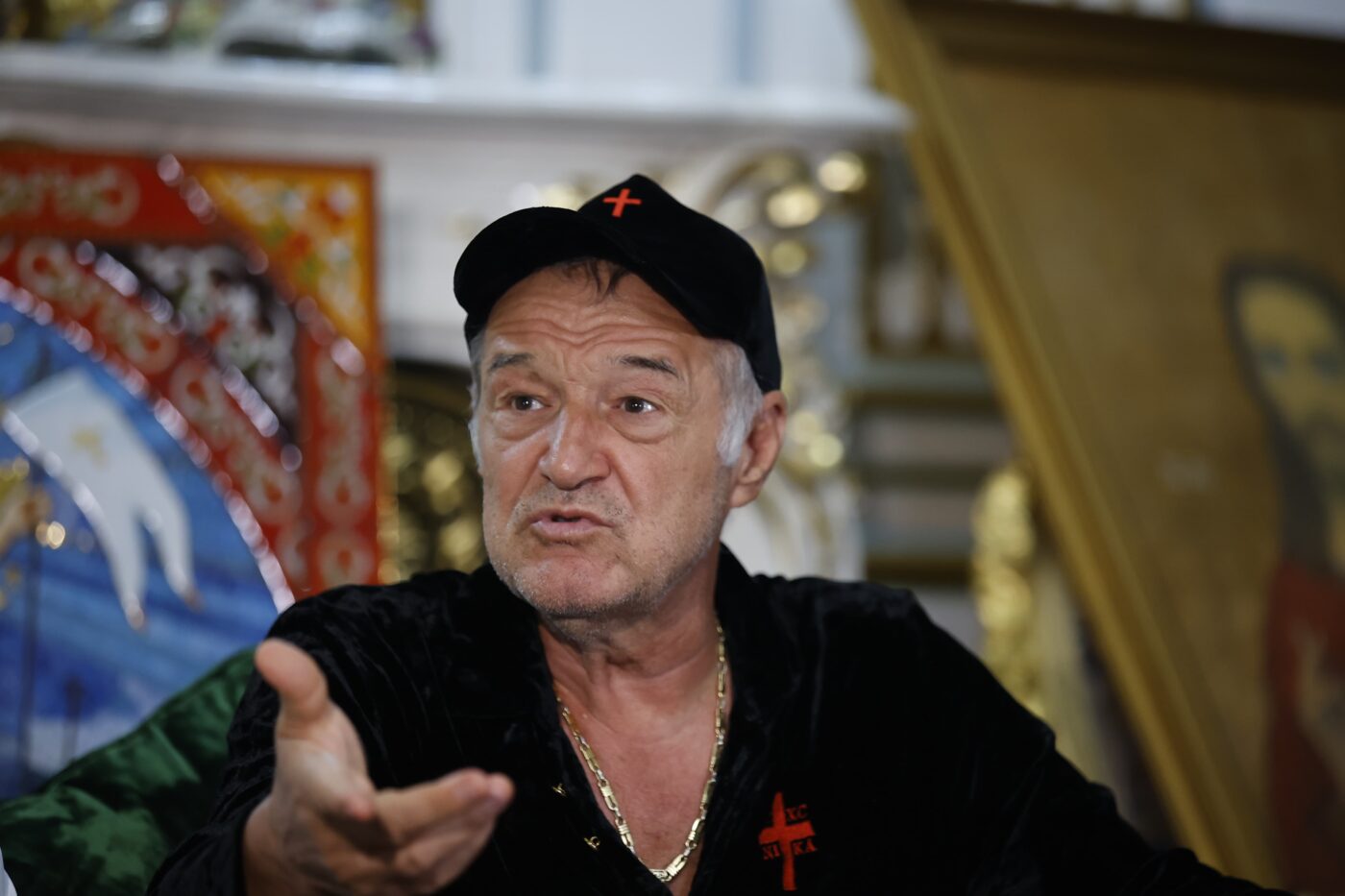 „A păstrat 10 la sută din ce e peste 10.000.000 de euro”