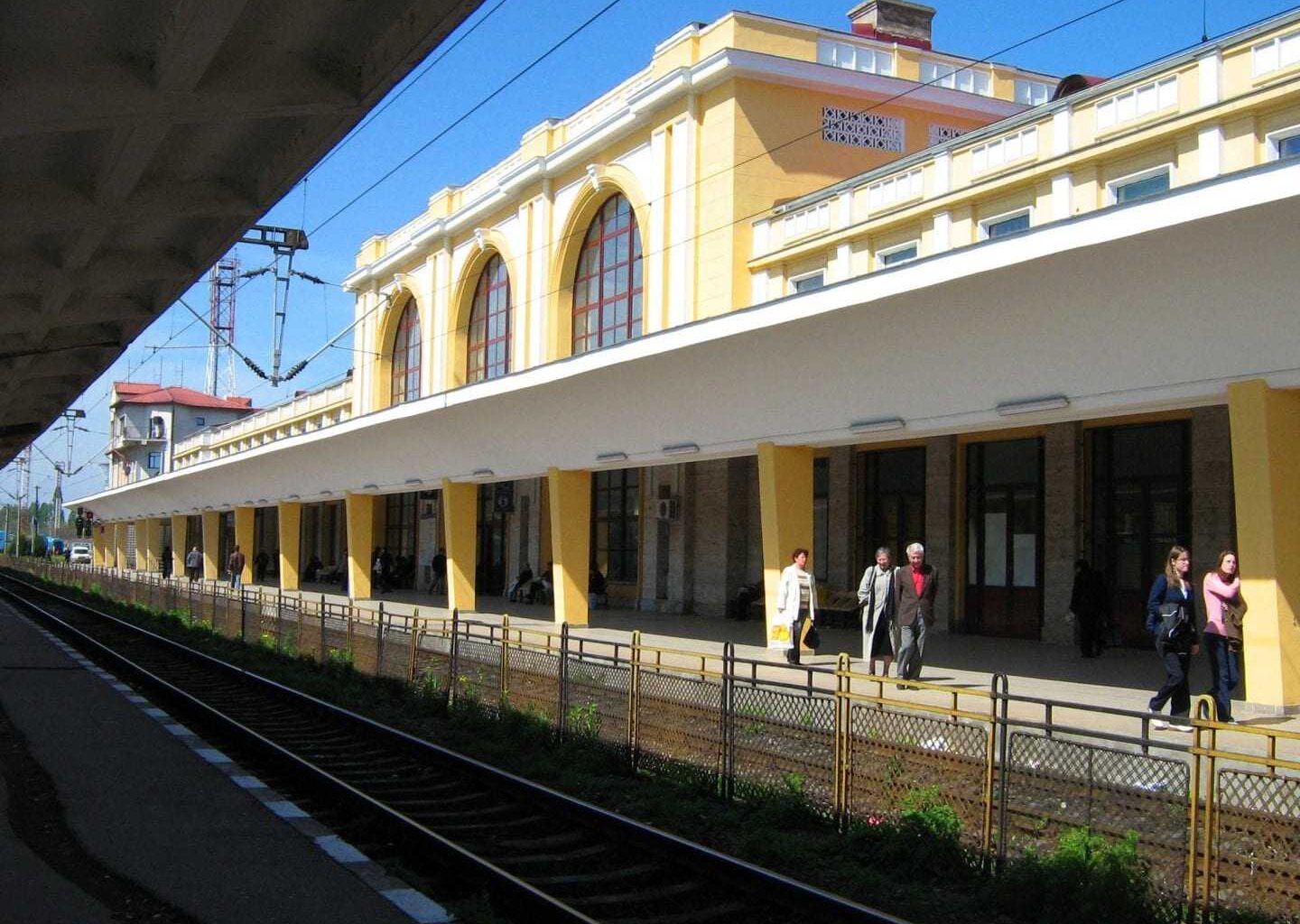 alte trenuri anulate, în afară de cele suspendate