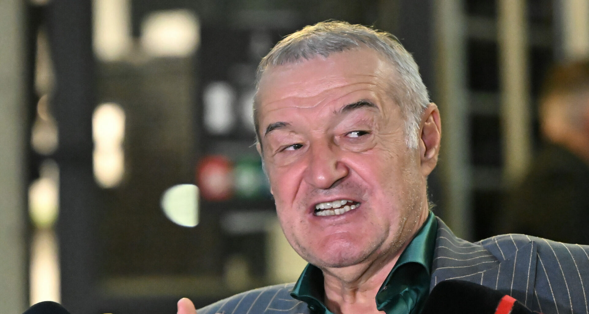 Gigi Becali a decis să dea afară doi fotbaliști de la FCSB! „Trebuie să schimbi ceva”