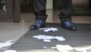 Gigi Becali a rupt contractul și a declanșat iadul. Au intrat în biroul lui Gino Iorgulescu