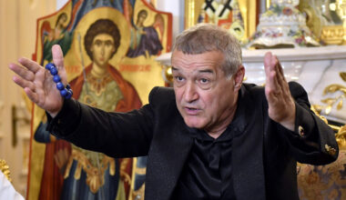 „Bă, tată, de azi eu fac echipa şi tu antrenezi”