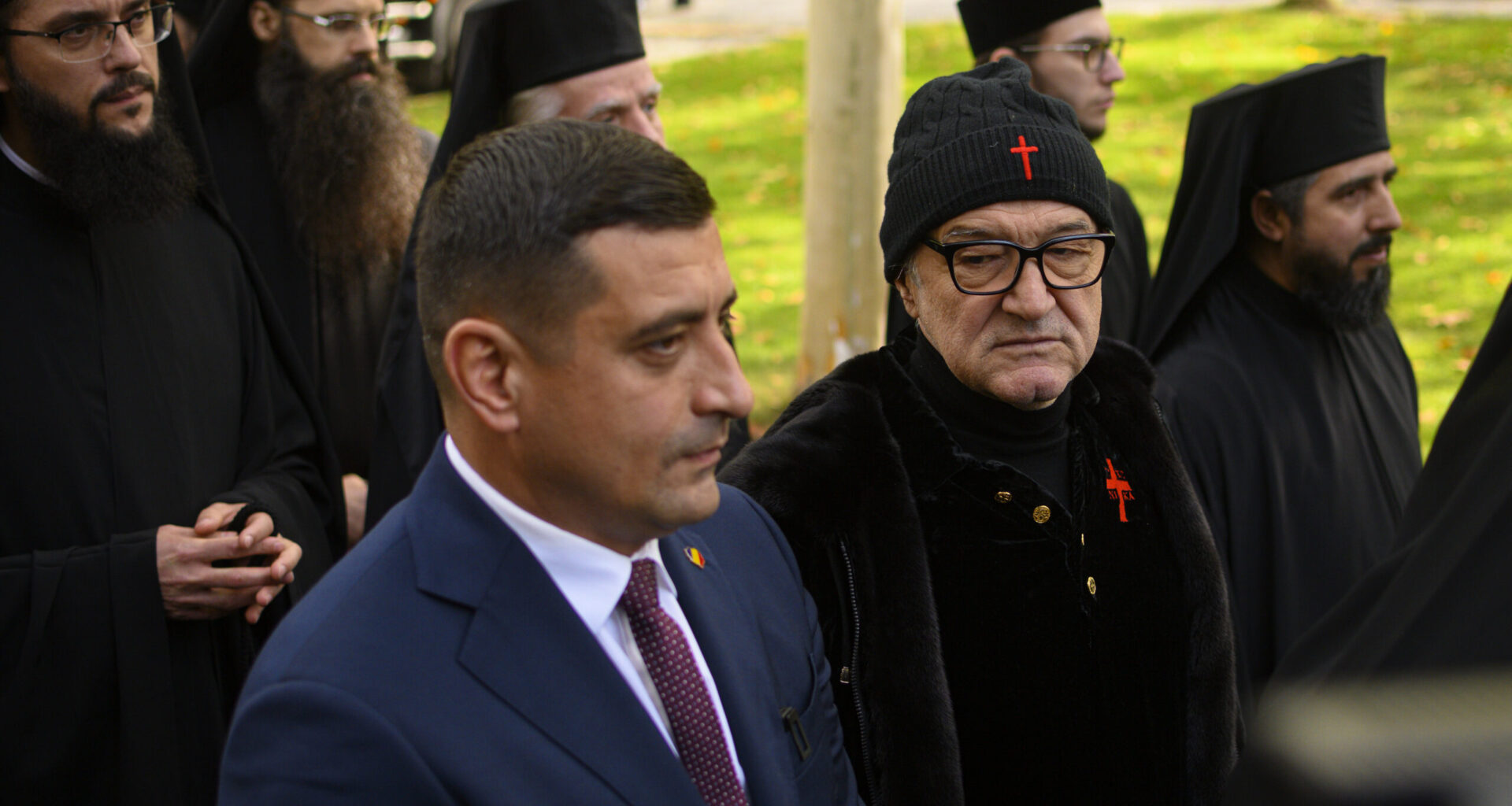 Câți bani a plătit Gigi Becali pentru cele 3 tone de brânză pe care i le-a făcut cadou lui George Simion