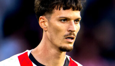 Olandezii l-au ”taxat” imediat pe Dennis Man, pentru prestația din Feyenoord