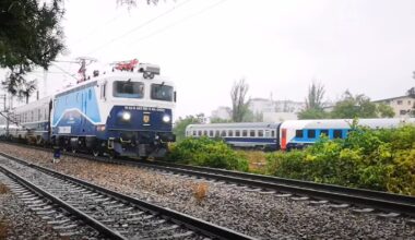 VIDEO Prima locomotivă modernizată la SCRL Brașov, în teste pe București-Fetești