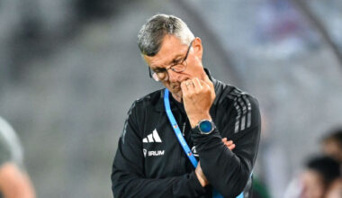 Ioan Ovidiu Sabău a rămas la U Cluj, dar e în conflict cu unul dintre jucători: contre în vestiar