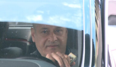 ”Ne retragem de la discuții”