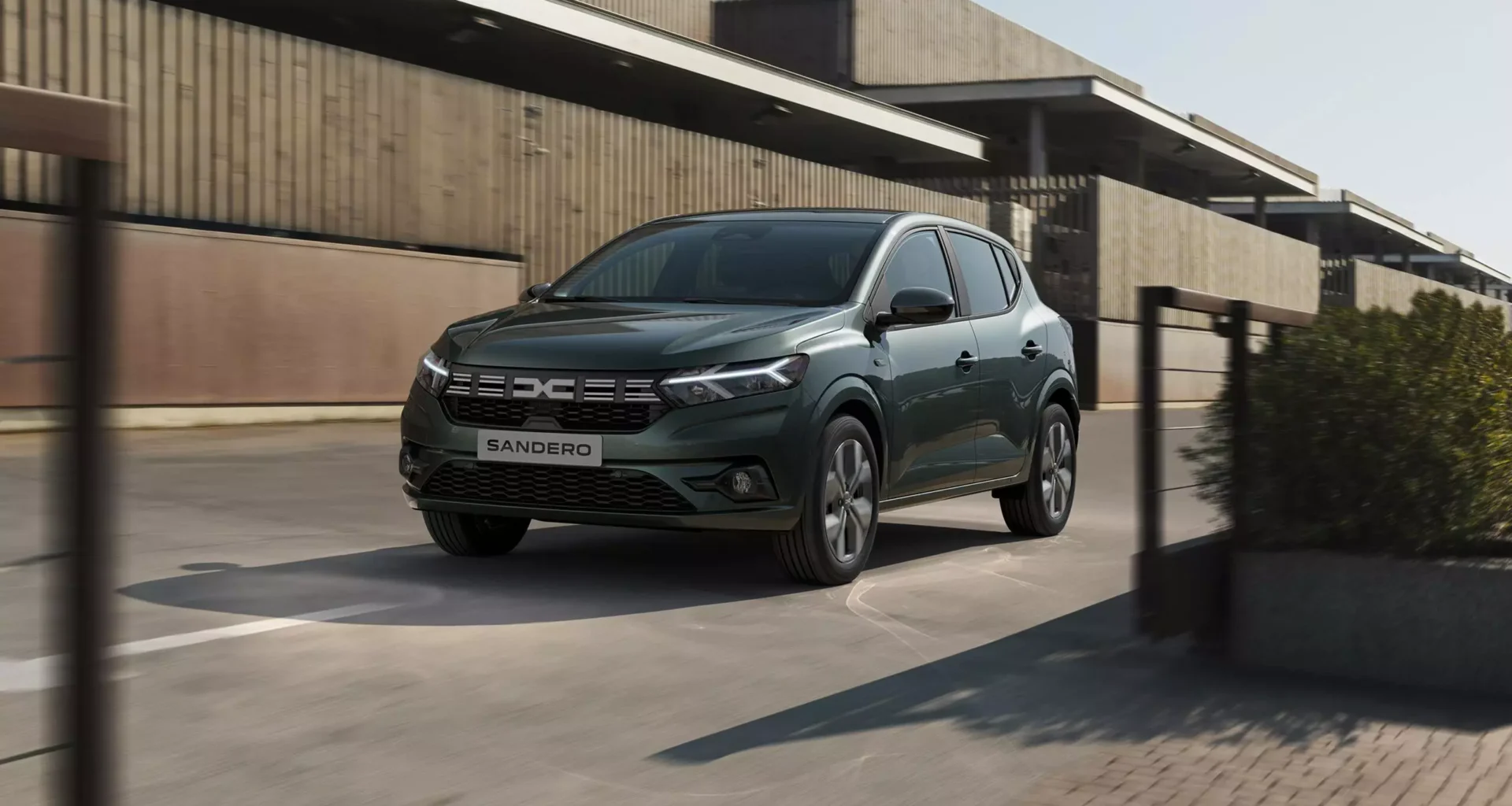 Marea transformare a Dacia Sandero! Vânzările record duc aduc o nouă generație a maşinii româneşti!