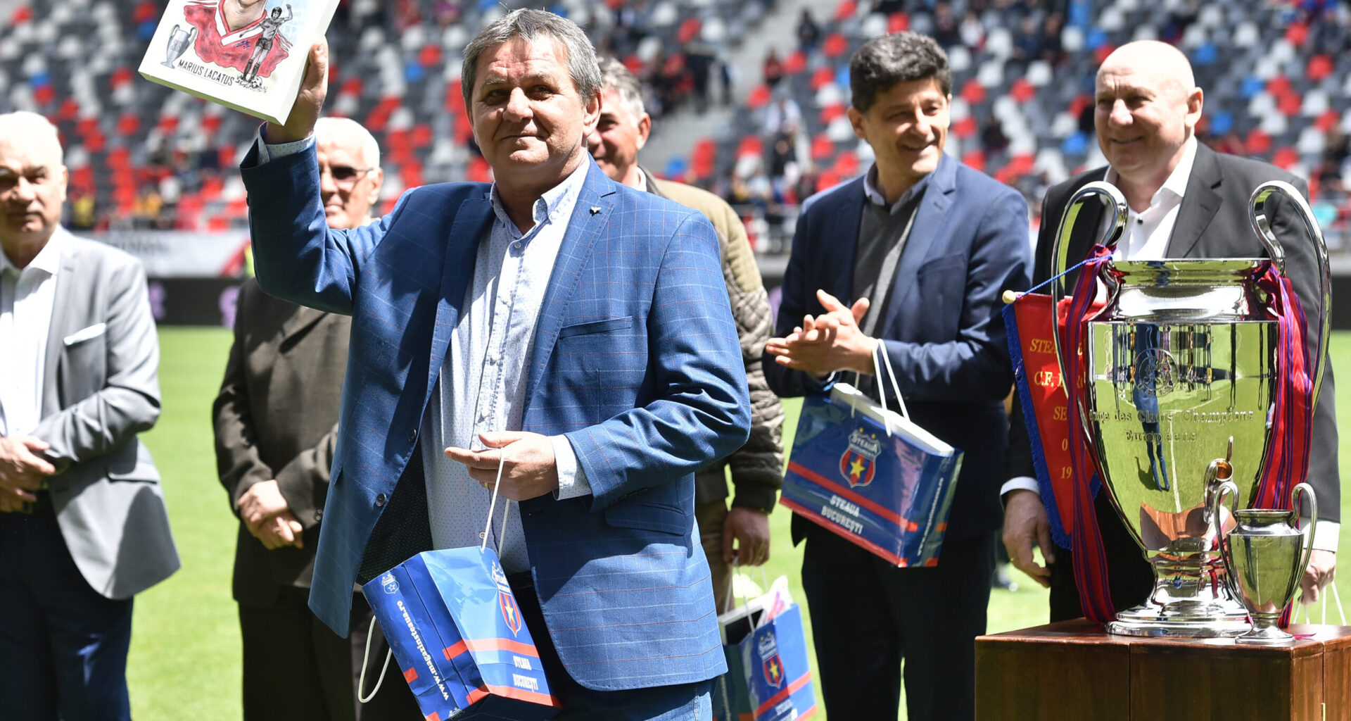 „Sper să îmi calce pe urme și să mă depășească!”