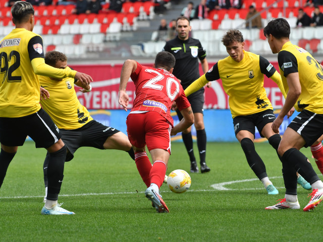 Încă un club de tradiție din România e aproape de faliment! Datorii de 2,5 milioane de euro