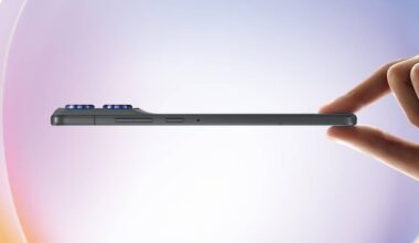 ultraslim cu baterie de 4.800 mAh, vine în România cu o ofertă de lansare atractivă