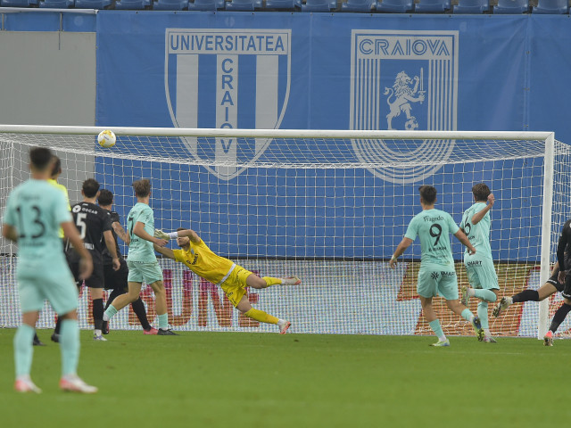 Sănătatea Cluj – Universitatea Craiova 1-4. Oltenii au revenit în actul secund, după ce au fost conduși